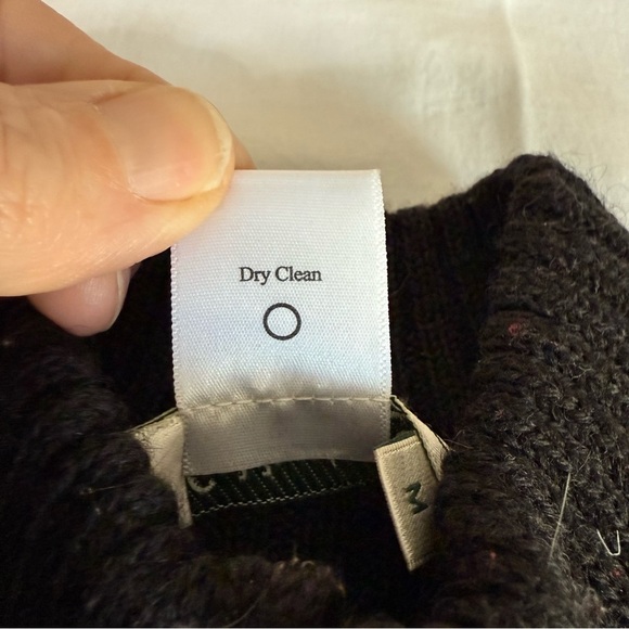 Coldwater Creek Size Medium Wool Vest Sleeveless Winter Cat Mock Neck Zip Front - Picture 6 of 7